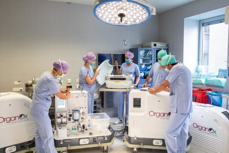 Fig. 4: A total of 7 preservation machines and a multidisciplinary team engage in the organ machine perfusion programme in the VTT.