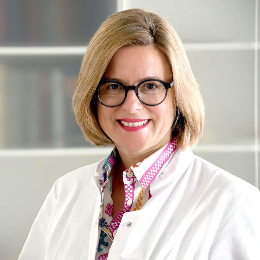 Univ.-Prof.in Dr.in med. Bettina Toth