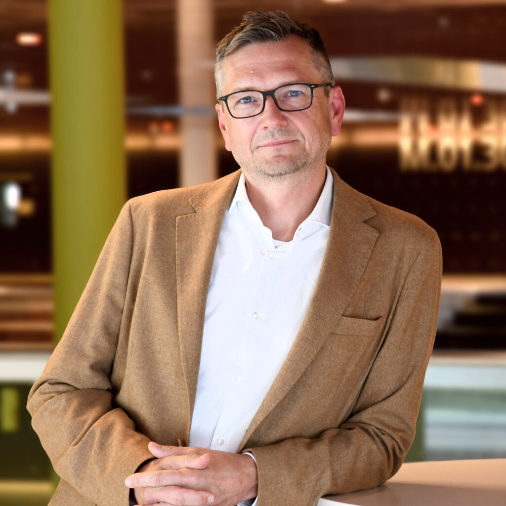 Univ.-Prof. Dr.rer.nat. David Teis
